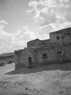 Acoma, New Mexico area views, between 1899 and 1928. Creator: Arnold Genthe.