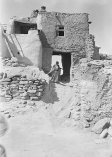 Acoma, New Mexico area views, between 1899 and 1928. Creator: Arnold Genthe.