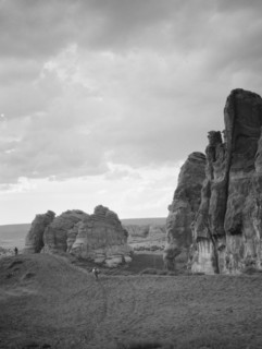 Acoma, New Mexico area views, between 1899 and 1928. Creator: Arnold Genthe.