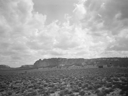 Acoma, New Mexico area views, between 1899 and 1928. Creator: Arnold Genthe.