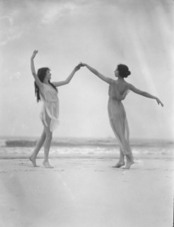 Severn, Margaret, Miss, and an unidentified dancer, 1923 Creator: Arnold Genthe.
