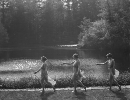 Elizabeth Duncan dancers and children, between 1916 and 1941. Creator: Arnold Genthe.