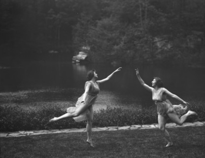 Elizabeth Duncan dancers and children, between 1916 and 1941. Creator: Arnold Genthe.