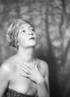 Swiskaya, Countess, portrait photograph, between 1917 and 1929. Creator: Arnold Genthe.