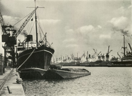 Merchants Bring In Wares By Ships from Every Nation Vessels alongside the Quays...', 1937. Creator: J Dixon-Scott.