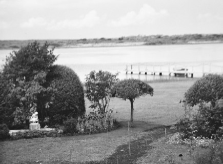 Grounds of "The Shallows," property of Lucien Hamilton Tyng, Southampton, Long Island, 1931 Creator: Arnold Genthe.