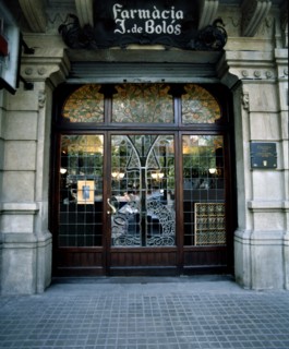 Detail of the entrance door of the 'Bolós 'pharmacy on the Rambla de Catalunya - Valencia, 19th cent Creator: Antoni de Falguera i Sivilla (1876-1947).
