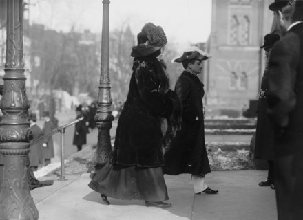 Señor Don Anibal Cruz - His Funeral at St. Patrick's Church, 1910. Creator: Harris & Ewing.