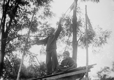 Frank A. Daniels, Right, with Brother Jonathan Daniels, 1915. Creator: Harris & Ewing.