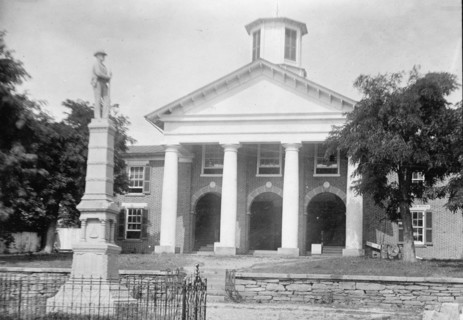 Feud - Scenes in Virginia Mountain Town at Trial After Feud, 1912. Creator: Harris & Ewing.