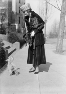 Countess De Lagreze [sic], 1918. Creator: Harris & Ewing.