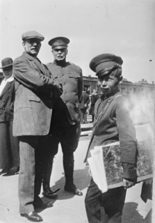 Russia War Pictures - General Scott On Eastern Front, 1917. Creator: Unknown.