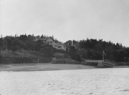 Charles Dana Gibson's seven hundred acre island, 1931 July 25. Creator: Arnold Genthe.