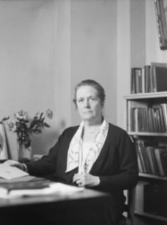 Dunn, Anne, Miss, portrait photograph, 1927 Creator: Arnold Genthe.