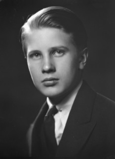 Farley, Edward, portrait photograph, 1930 Mar. 31. Creator: Arnold Genthe.