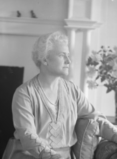 Noland, Charlotte, Miss, portrait photograph, 1931 May 8. Creator: Arnold Genthe.