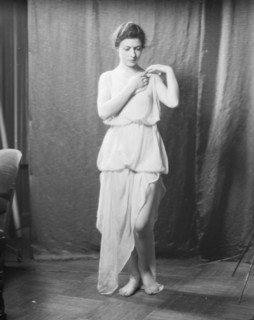 Powers, Betty, Miss, portrait photograph, 1929 Mar. 2. Creator: Arnold Genthe.