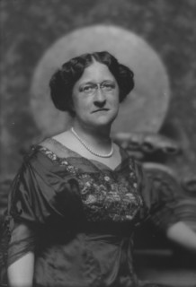 Adams, Evangeline S., portrait photograph, 1912 Apr. 29. Creator: Arnold Genthe.