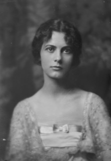 Christian, Miss, portrait photograph, 1915 May 7. Creator: Arnold Genthe.