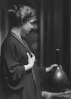 Cutler, Miss, portrait photograph, 1915 May 26. Creator: Arnold Genthe.