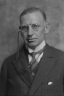 Davis, Hartley, Mr., portrait photograph, 1914 May 22. Creator: Arnold Genthe.