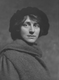 Eastman, Crystal, Miss, portrait photograph, 1916 Mar. 29. Creator: Arnold Genthe.