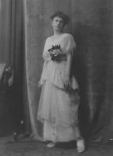 Francke, A.E., Miss, portrait photograph, 1915 May 16. Creator: Arnold Genthe.
