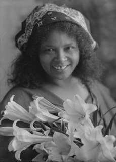 Greenwood, Minnie, Miss, portrait photograph, 1913. Creator: Arnold Genthe.