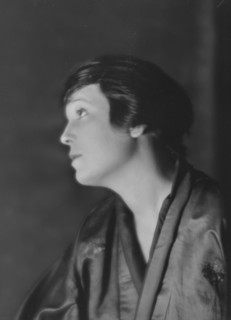 Harrison, Miss, portrait photograph, (1915 Dec. or 1916 Jan.?). Creator: Arnold Genthe.
