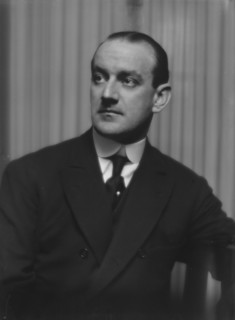 Hecht, Rudolph, Mr., portrait photograph, 1913. Creator: Arnold Genthe.
