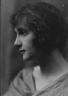 Ives, Charlotte, portrait photograph, 1913. Creator: Arnold Genthe.