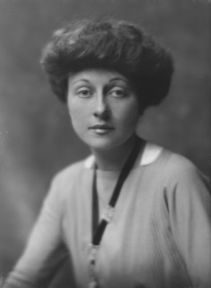 Kilmer, Willis Sharp, Miss, portrait photograph, 1917 June 18. Creator: Arnold Genthe.