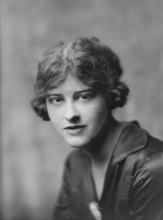 MacKaye, Elsie Herbert, Miss, portrait photograph, 1917 May 1. Creator: Arnold Genthe.