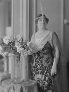 Melba, Madame, portrait photograph, 1917 Dec. Creator: Arnold Genthe.
