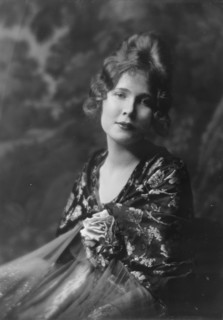 Ormond, Maria, Miss, portrait photograph, 1917 Oct. or Nov. Creator: Arnold Genthe.