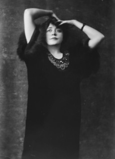 Pearson, Virginia, Miss, portrait photograph, 1915 July 13. Creator: Arnold Genthe.