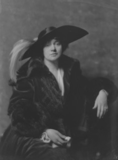 Rambeau, Marjorie, Miss, portrait photograph, 1916. Creator: Arnold Genthe.
