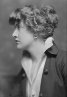 Rushmore, Vivian, Miss, portrait photograph, 1914 Apr. 23. Creator: Arnold Genthe.