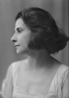 Spade, Gypsy (Yum-Yum), portrait photograph, 1913. Creator: Arnold Genthe.