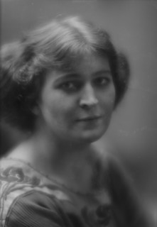 Storm, Diana, Miss, portrait photograph, 1912 or 1913. Creator: Arnold Genthe.