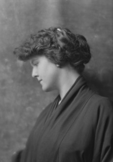 Talmadge, Laurene, Miss, portrait photograph, 1914 Apr. 11. Creator: Arnold Genthe.