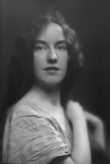 Tarvan, Miss, portrait photograph, 1912 Nov. 22. Creator: Arnold Genthe.