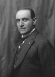 Walter, H.D., Mr., portrait photograph, 1912 Dec. 1. Creator: Arnold Genthe.