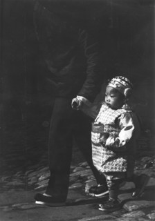 A Chinese boy, Chinatown, San Francisco, between 1896 and 1906. Creator: Arnold Genthe.