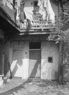 Courtyard, New Orleans, between 1920 and 1926. Creator: Arnold Genthe.