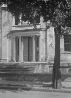Entrance to an unidentified building, New Orleans or Charleston, South Carolina, c1920-c1926. Creator: Arnold Genthe.