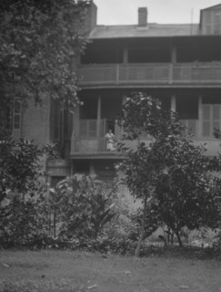 Service wing, New Orleans, between 1920 and 1926. Creator: Arnold Genthe.