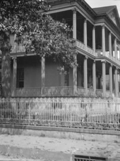 Henry Sullivan Buckner House, 1410 Jackson Avenue, New Orleans, between 1920 and 1926. Creator: Arnold Genthe.