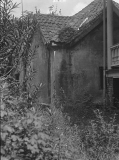 Powder magazine, Charleston, South Carolina, between 1920 and 1926. Creator: Arnold Genthe.
