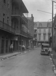 Street scene, New Orleans, between 1920 and 1926. Creator: Arnold Genthe.